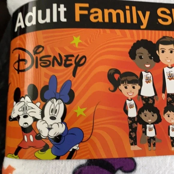 Disney Mickey and Gang Adult Unisex Fleece Halloween Pajamas Size Large NWT - Picture 9 of 9